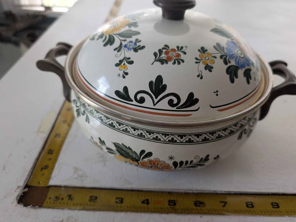 ASTA West Germany Enamelware Covered Casserole | Old Amsterdam Floral Pattern